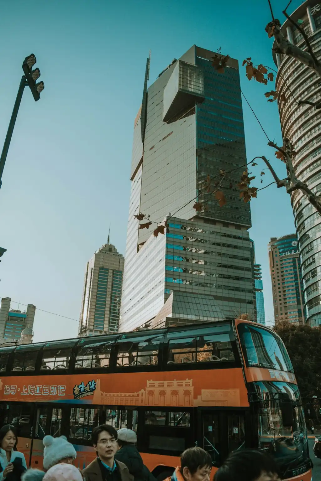 绿色建筑产业趋势下，新型建筑材料研发与产品升级方向