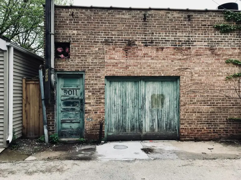 节能建材选型对比：岩棉与无机保温材料在绿色建筑中的性能差异